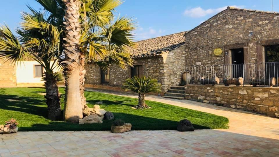Agriturismo Russa Belladonna Caltagirone Exterior photo