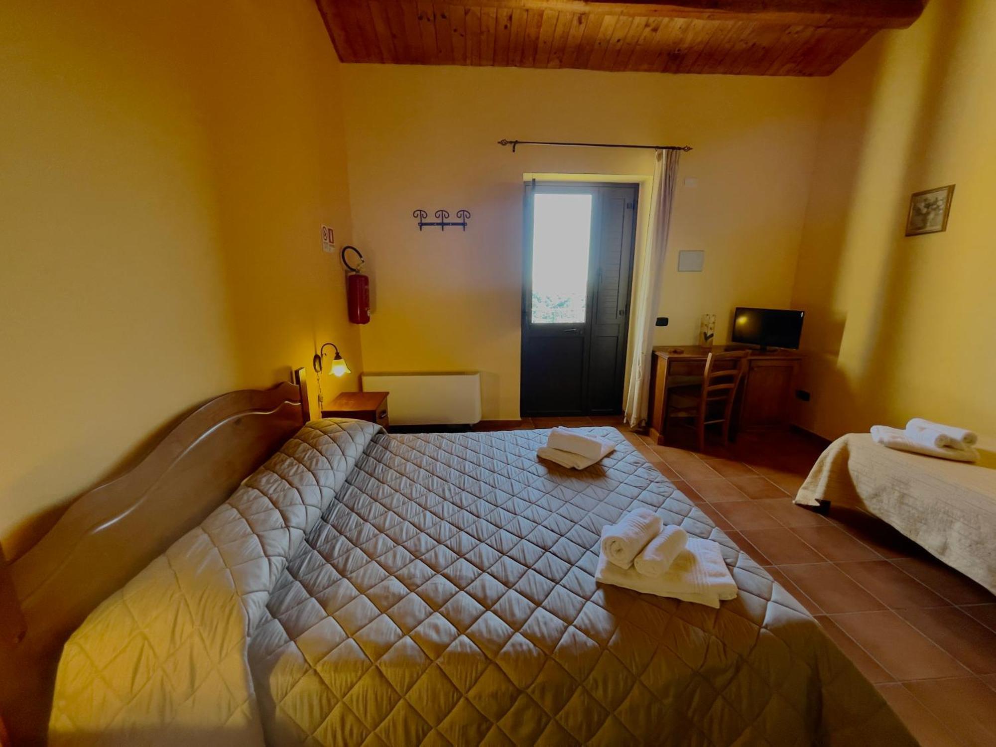 Agriturismo Russa Belladonna Caltagirone Exterior photo